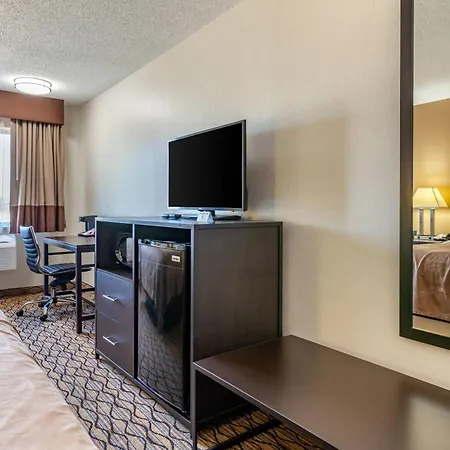 Quality Inn New London Exterior photo