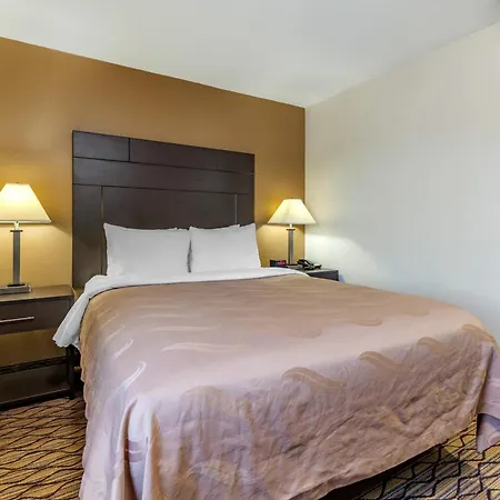 Quality Inn New London Exterior photo