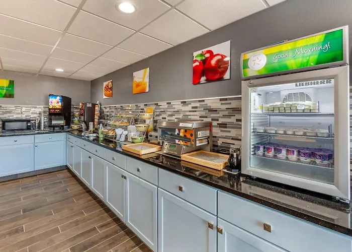 Quality Inn New London